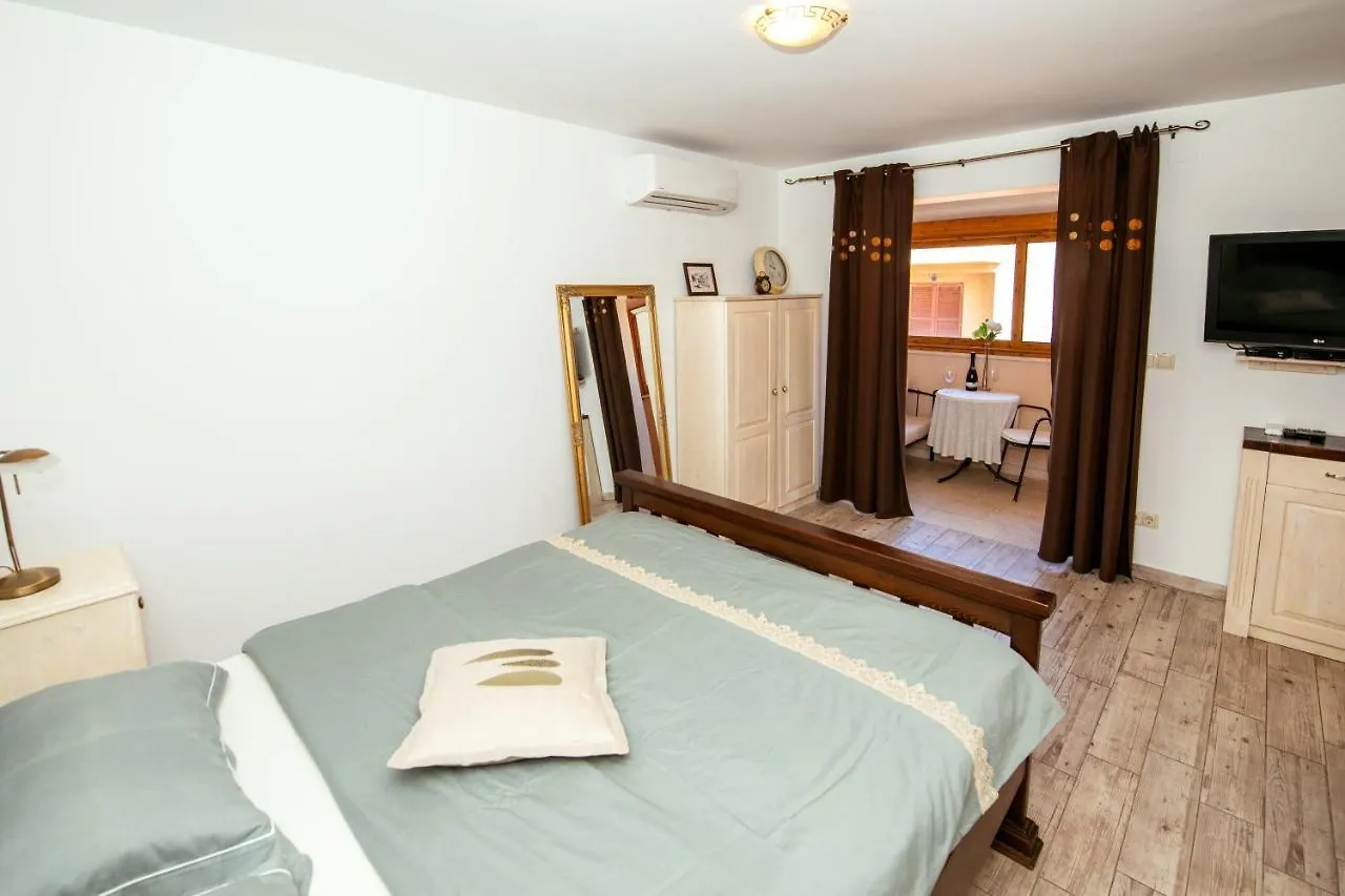 M&M Apartments Biograd Na Moru