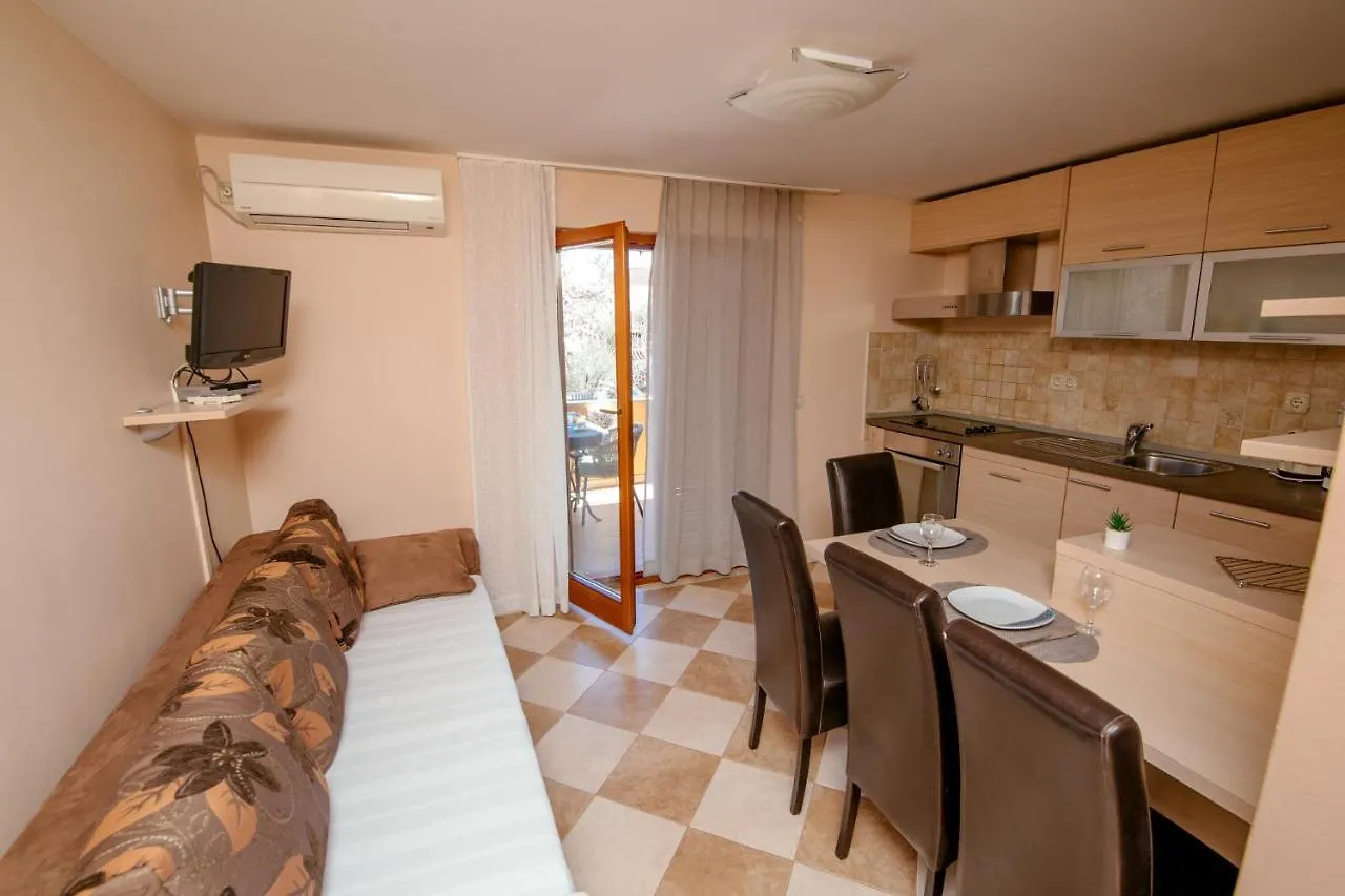 M&M Apartments Biograd na Moru