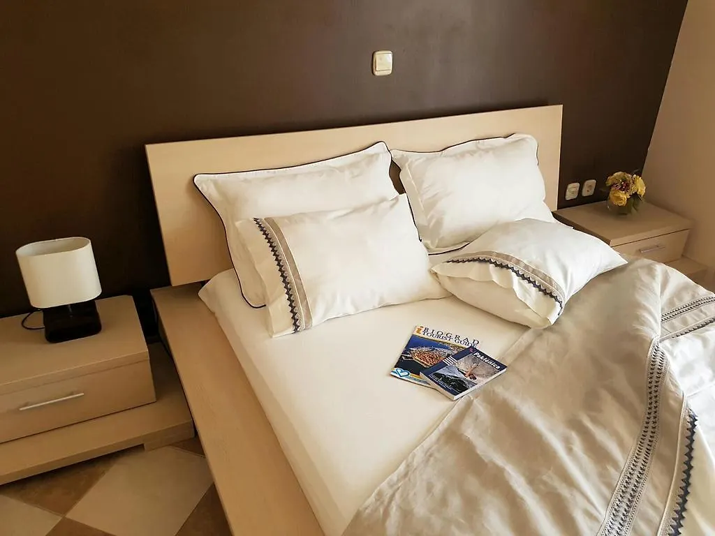M&M Apartments Biograd na Moru 0*,